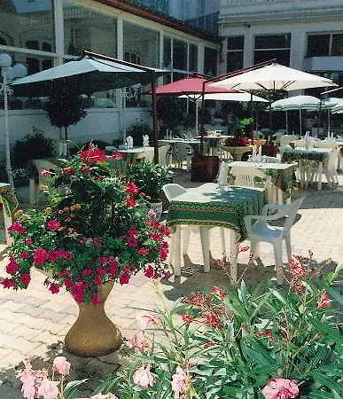 Hotel Bristol